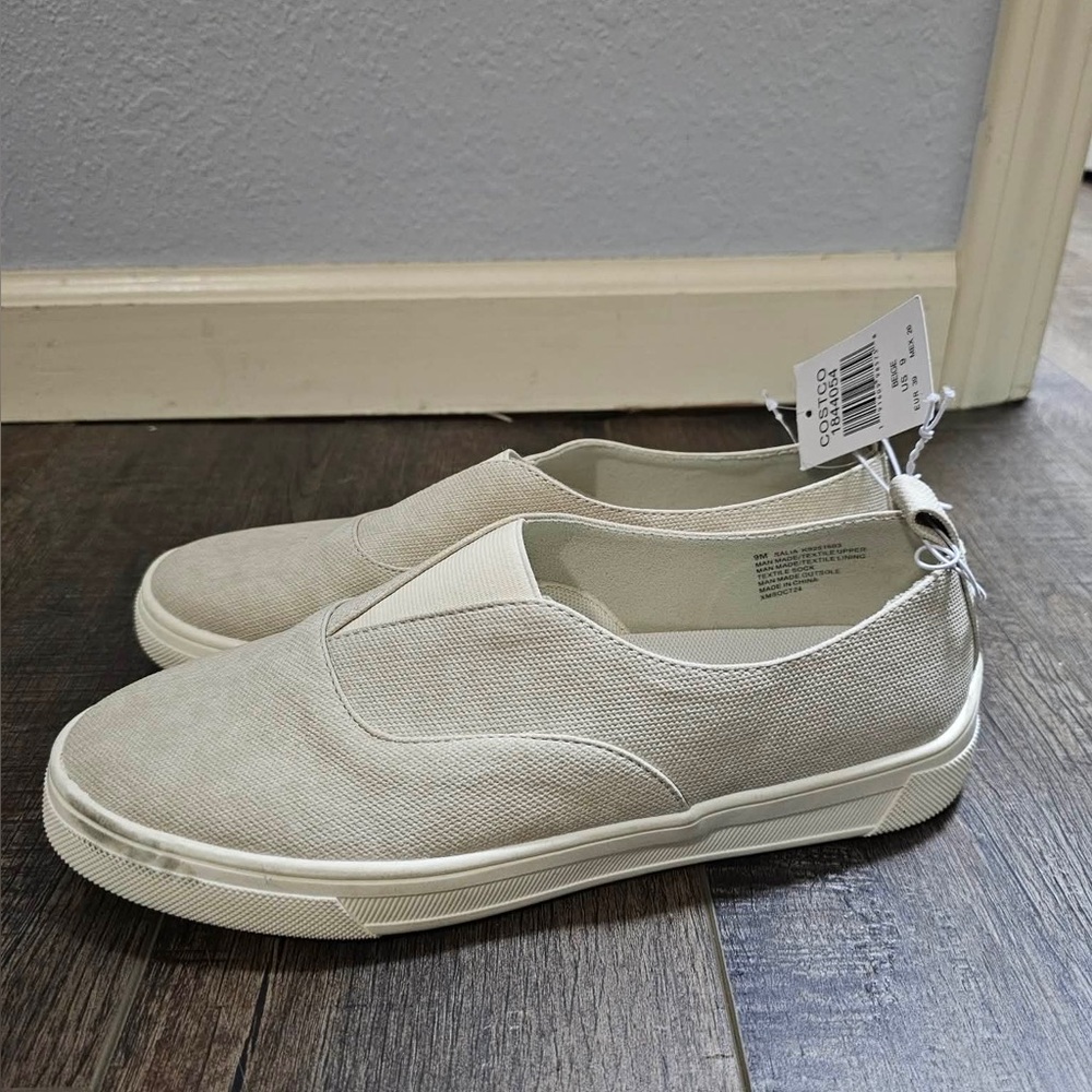 Kensie Beige and White Slip-On Sneakers Salia Slip On Comfort Casual Shoes
